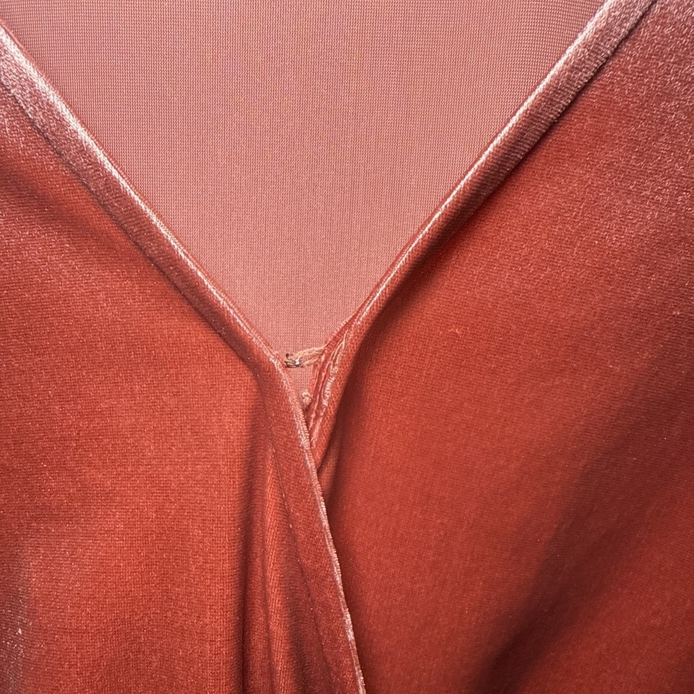 LC Lauren Conrad Rose Gold Velvet Wrap Blouse Long Sleeve Ruched L - Picture 2 of 9